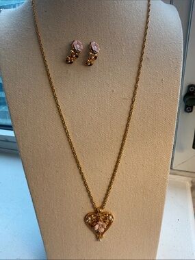 Vintage Avon Heart Necklace & Earring Set. Gold Tone with Porcelain Pink Rose.